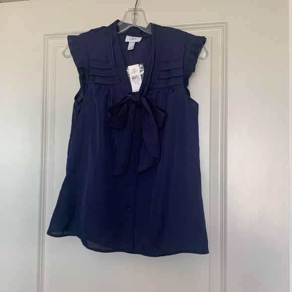 Loft Top - Picture 3 of 6